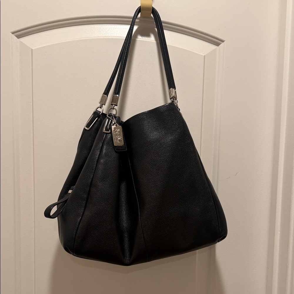 Coach Black Leather Shoulder Bag